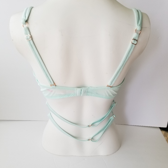 VS PINK push up bra - Picture 3 of 4